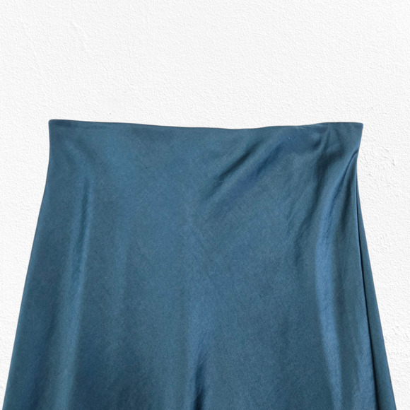 Madewell Green Teal Satin Midi Slip Skirt Size 4 Holiday Party Christmas Chic - Picture 3 of 8